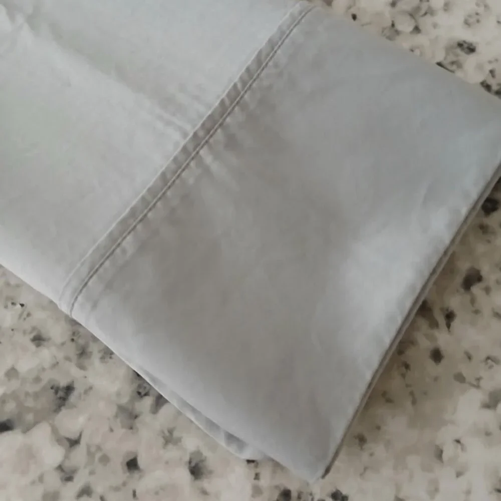 Calvin Klein Home Collection Pillowcases (2) Standard/ Queen